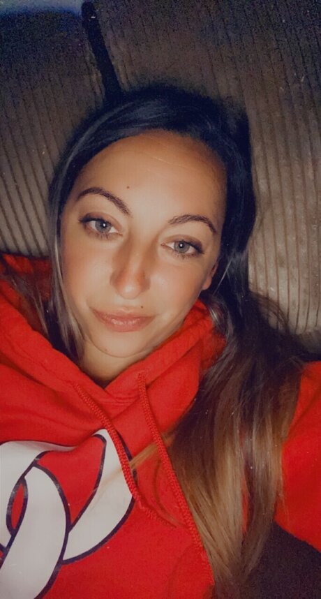 Alaston vuotanut OnlyFans-kuva Madddy
