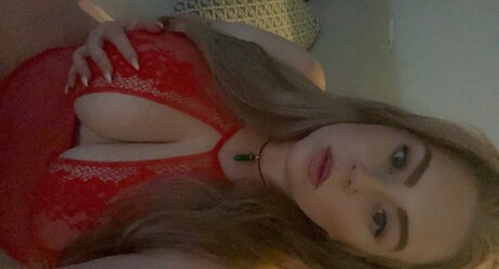 Naken lekkede OnlyFans-bilde av Nikki