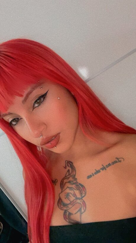 Naken lekkede OnlyFans-bilde av N