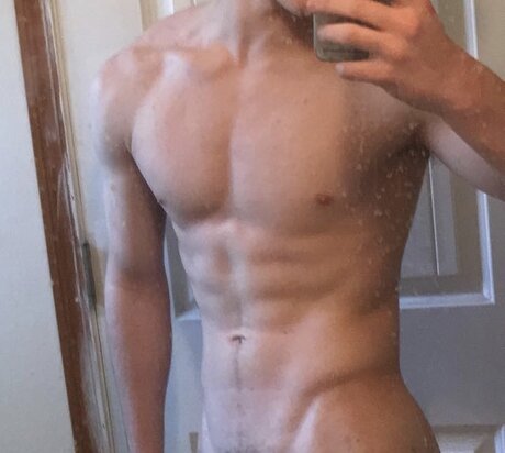 Foto nua vazada do OnlyFans de Andrew