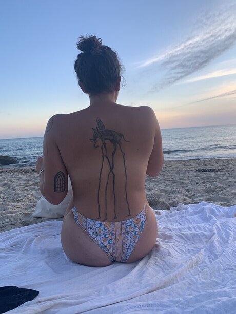 Naken lekkede OnlyFans-bilde av Ro