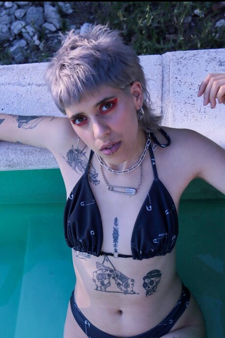 Foto nua vazada do OnlyFans de Bebe