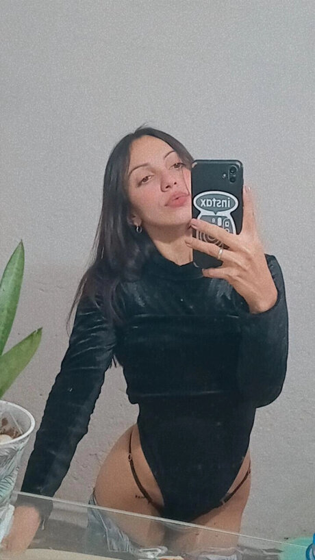 Naken läckt OnlyFans-bild av Cielo