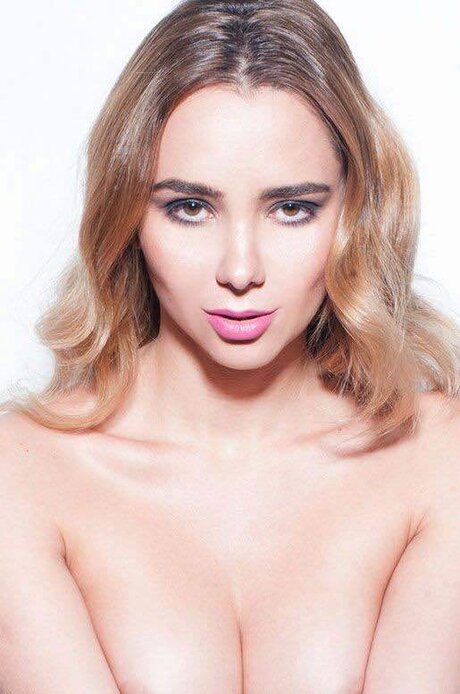 Naken lekkede OnlyFans-bilde av Miss Terpene
