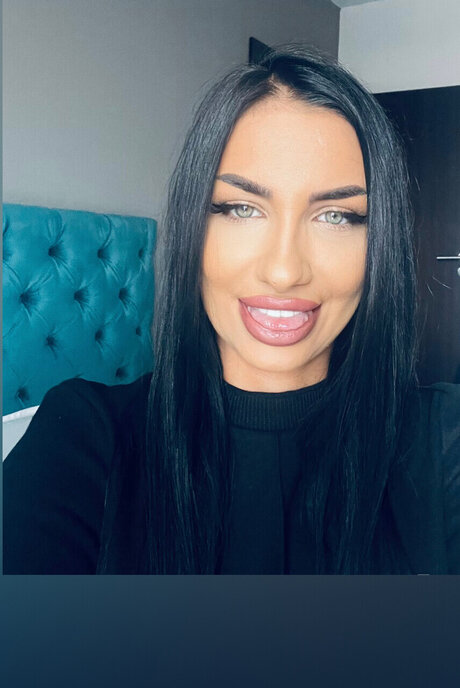 Nahá fotka uniklých OnlyFans od Alexandra