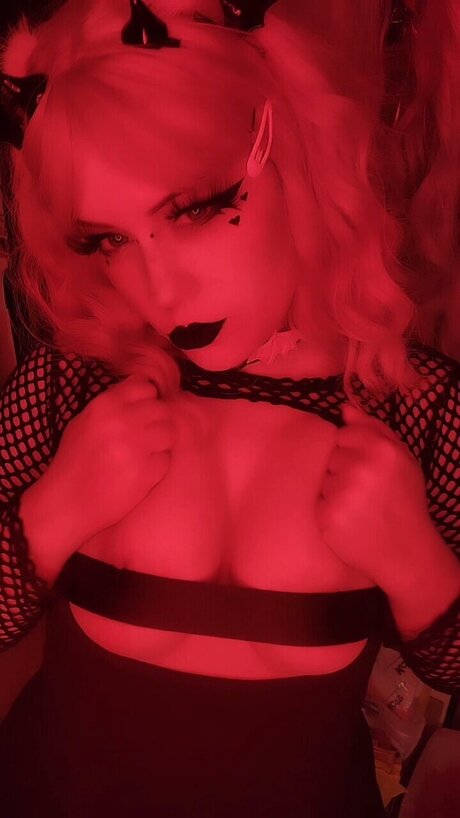 Naken lekkede OnlyFans-bilde av Msfelonyrose