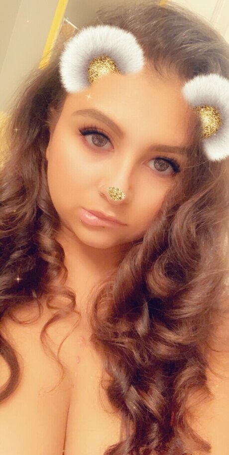 Обнаженная фотография утечки OnlyFans от Foxy Redbone