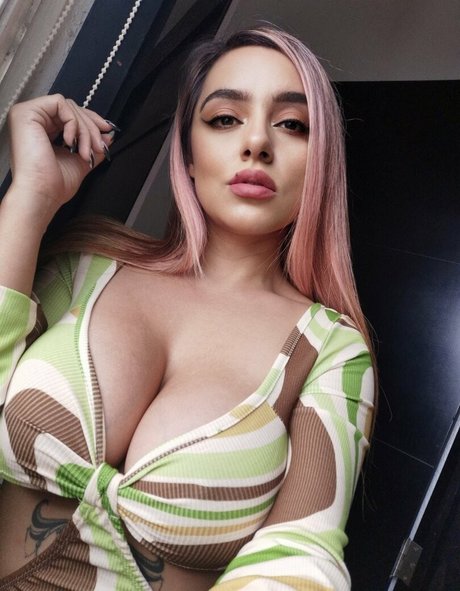 Foto desnuda filtrada de OnlyFans de Dulce Soltero