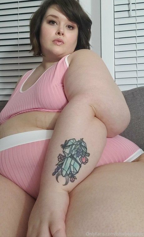 Naakte gelekte OnlyFans-foto van Bbwbeccabae