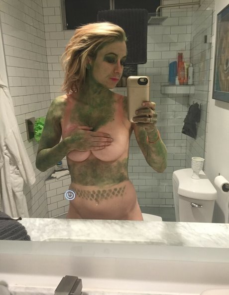 Iliza Shlesinger