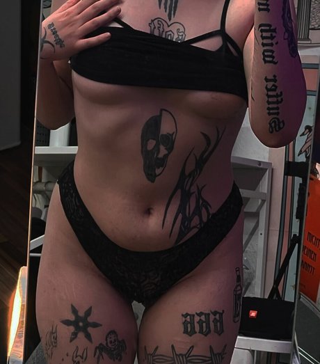 Photo nue de fuite OnlyFans de Ssmzh