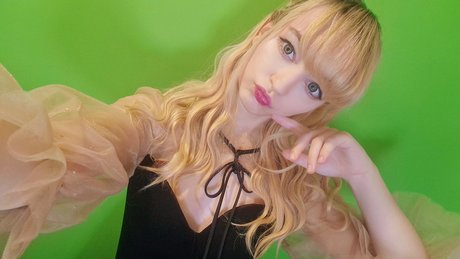 Ava Taylor