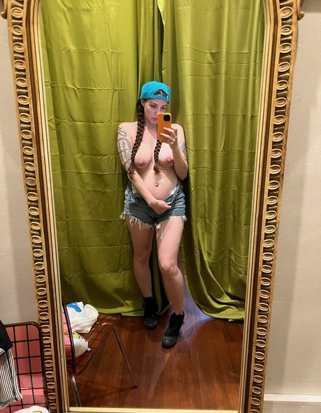 Prettysadiereed
