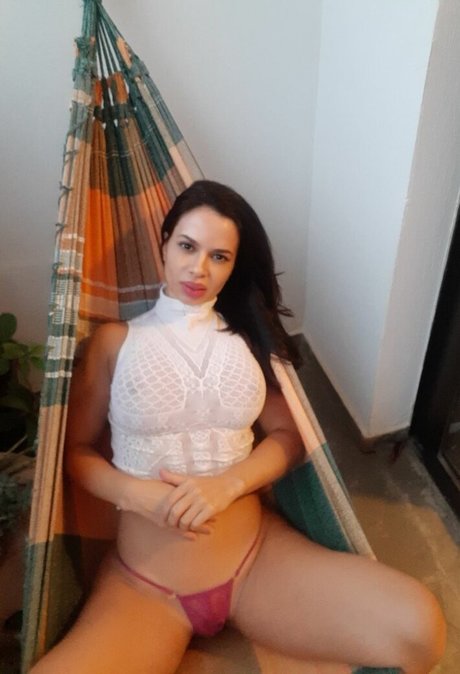 Nahá fotka uniklých OnlyFans od Sandy Capetinha