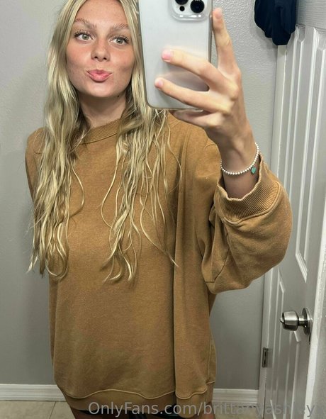 Alasti lekkinud OnlyFans-i pilt Brittanyashleyx