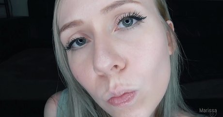 Naken läckt OnlyFans-bild av Marissa Sweet