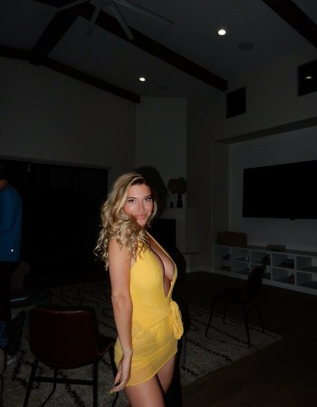 Foto nua vazada do OnlyFans de Taylor Mathis