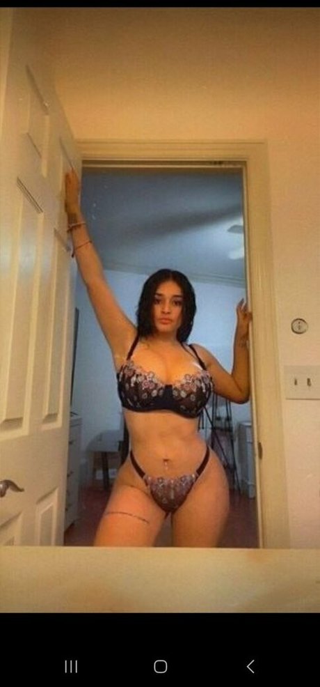 Alasti lekkinud OnlyFans-i pilt Marlene Santana