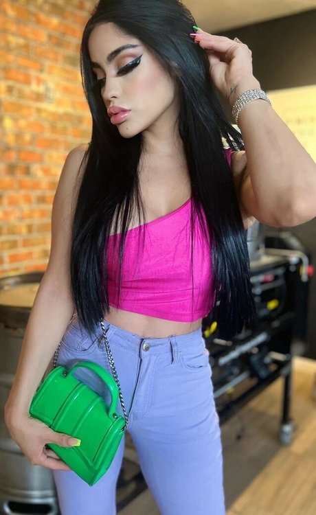 Nahá fotka uniklých OnlyFans od Chris Medina