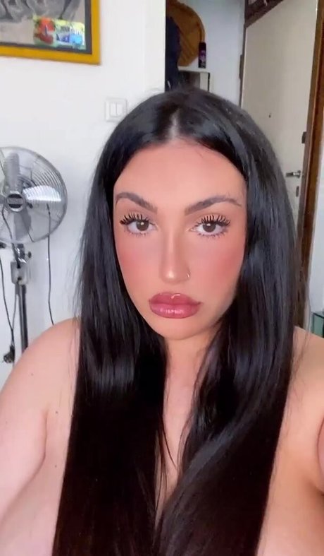 Alessia Barbarossa OnlyFans