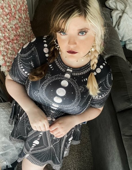 Foto di nudo di fuga di OnlyFans di Meg Kaylee