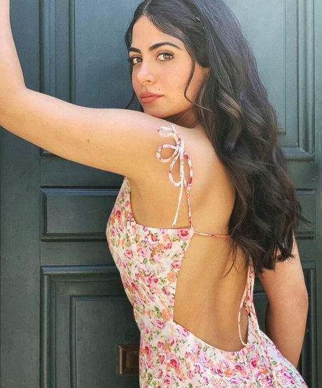 Nagie wyciekłe zdjęcie OnlyFans od Emeraude Toubia