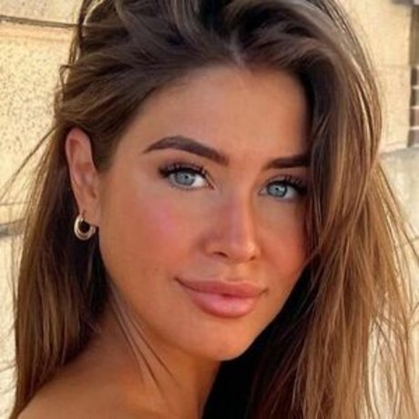 Naken lekkede OnlyFans-bilde av Bambifitt