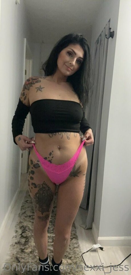 Nahá fotka uniklých OnlyFans od Sexxijess