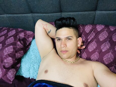 Naken lekkede OnlyFans-bilde av Mark13