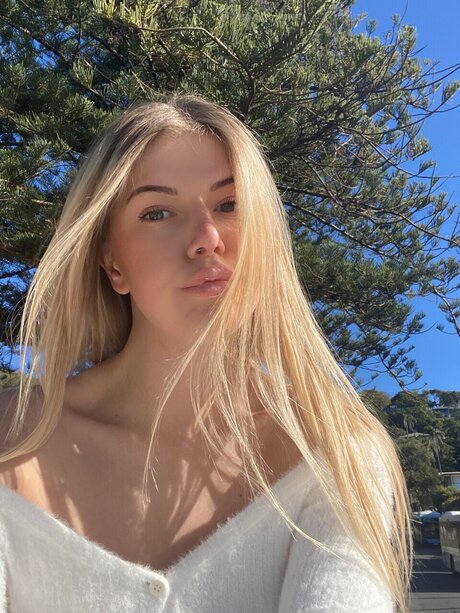 Naken läckt OnlyFans-bild av Veronica