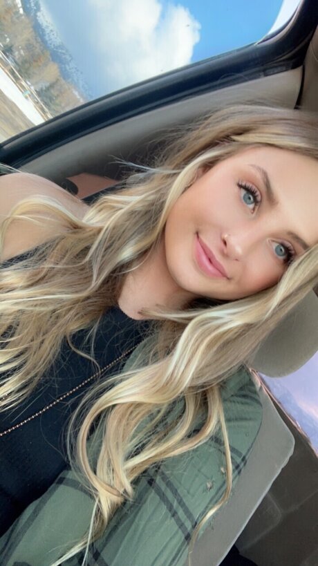 Naken lekkede OnlyFans-bilde av Taylor Wylie
