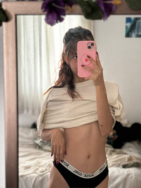 Обнаженная фотография утечки OnlyFans от Effy