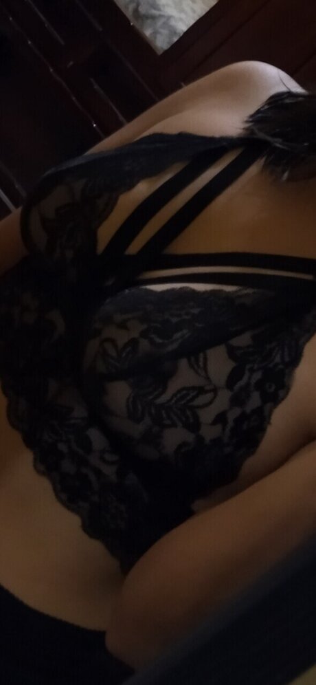 Naken läckt OnlyFans-bild av Luna