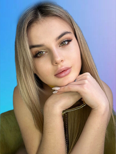 Naken lekkede OnlyFans-bilde av Renatamoun