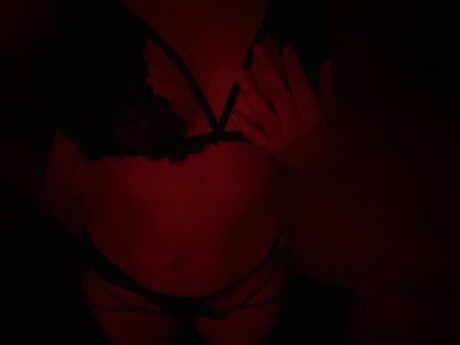 Naken lekkede OnlyFans-bilde av Dani