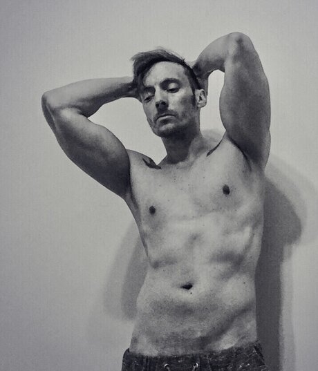 Naken läckt OnlyFans-bild av U5371200