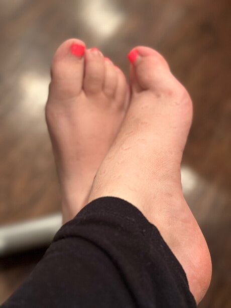 Naken lekkede OnlyFans-bilde av Dazzlingfeets