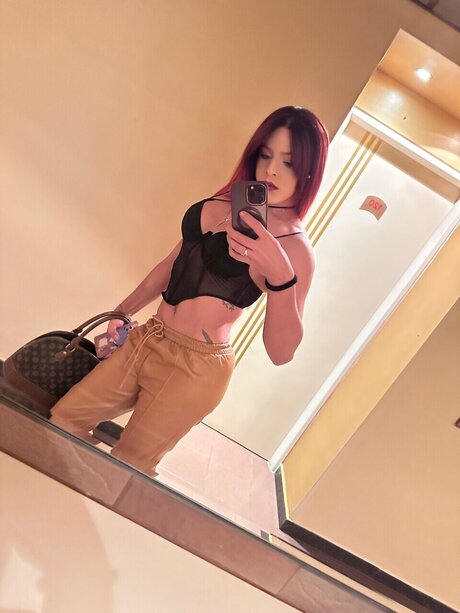 Naken läckt OnlyFans-bild av Alexandra Seara
