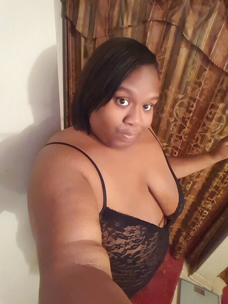 Naken lekkede OnlyFans-bilde av Hyssexualdesire
