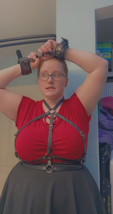 Nahá fotka uniklých OnlyFans od Savanna
