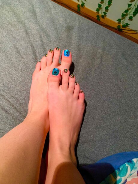 Barefoot Babe