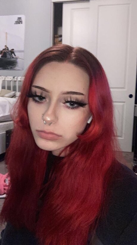 Nahá fotka uniklých OnlyFans od Piperamplt3