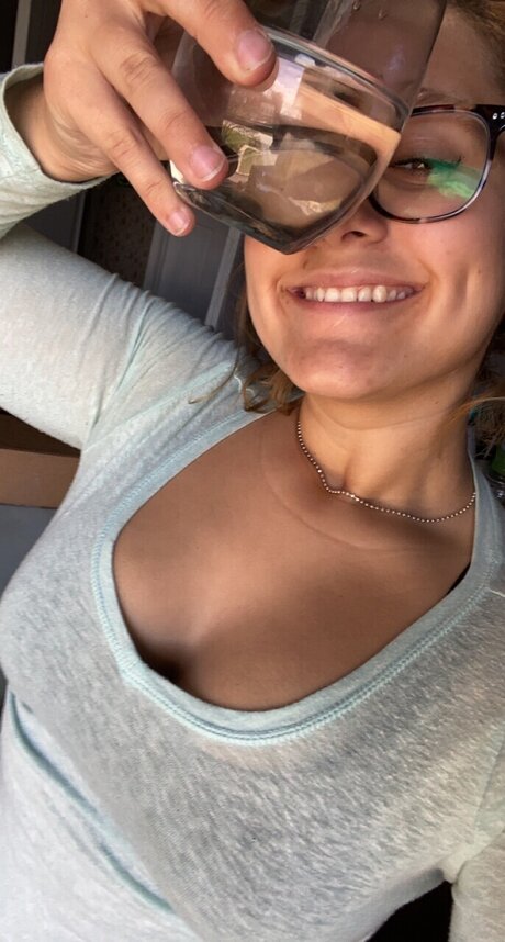 Naken lekkede OnlyFans-bilde av Prettyeyez