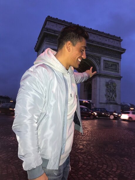 Nøgent lækket OnlyFans-billede af Mathieu Weizman