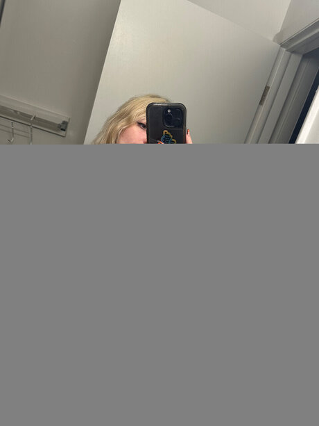 Naken lekkede OnlyFans-bilde av Heyk