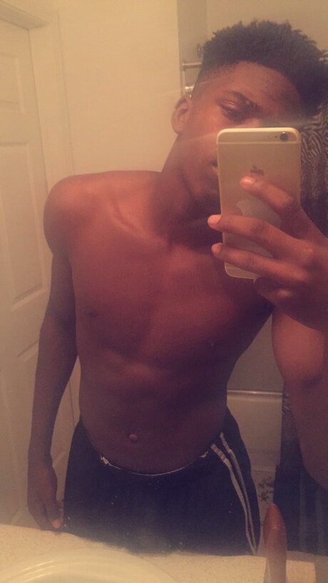 Nacktes geleaktes OnlyFans-Foto von Demario Evans