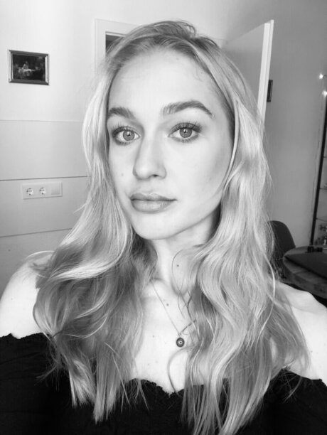 Naken lekkede OnlyFans-bilde av Svenjavonwrese