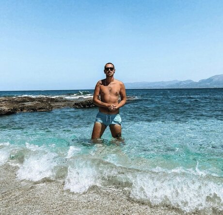 Nahá fotka uniklých OnlyFans od Miroslav