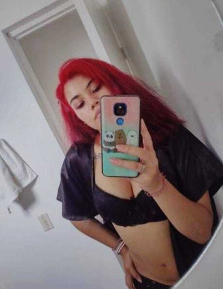 Naken lekkede OnlyFans-bilde av Sofia Osorio