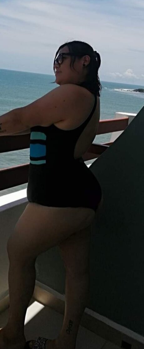 Naakte gelekte OnlyFans-foto van Gaby